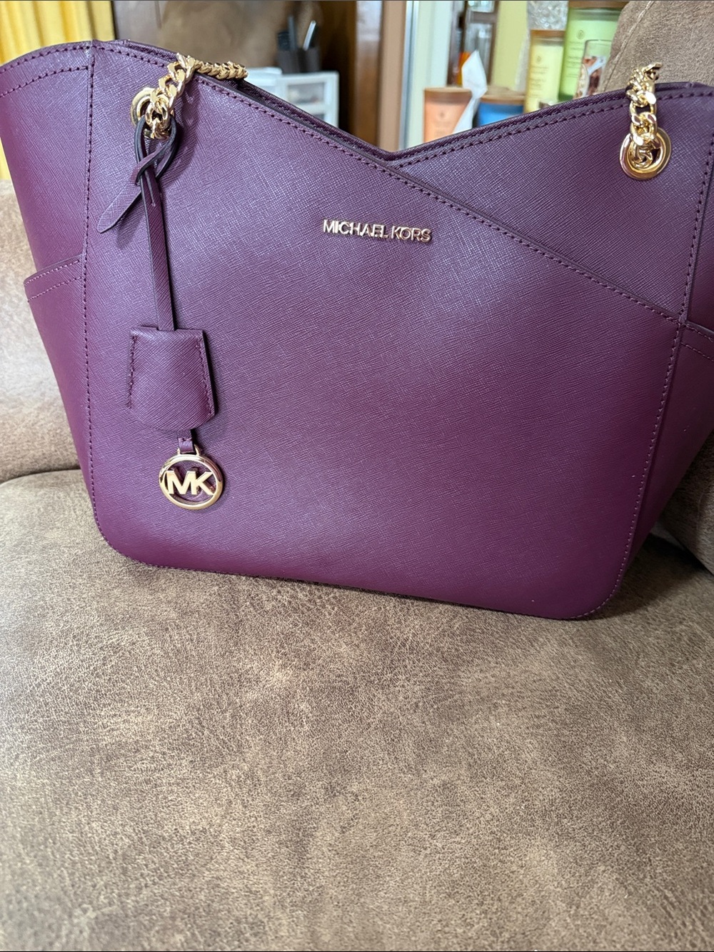 Michael Kors Jet Set Handbag Burgundy
